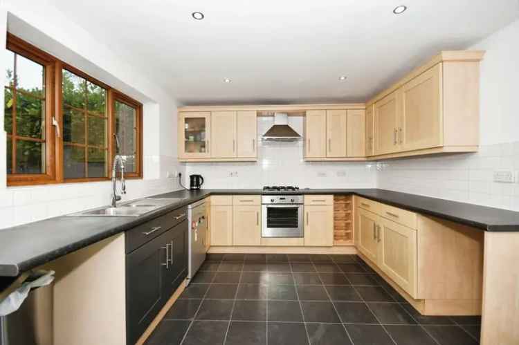 4 Bedroom Detached House for Sale Woodthorpe Chesterfield