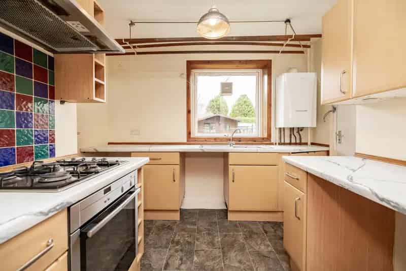 2 Bed Ground Floor Apartment Kincorth Exclusive Garden Parking