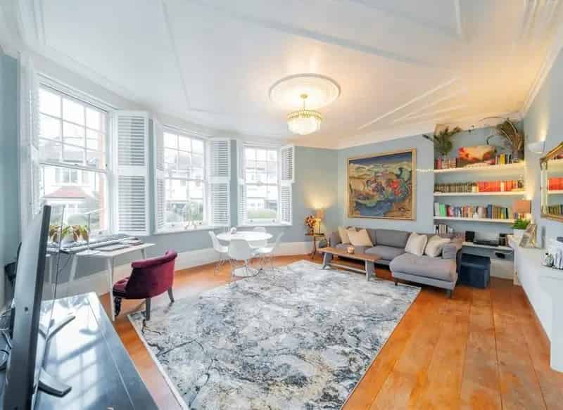 Flat For Sale , Milton Road, London, England
