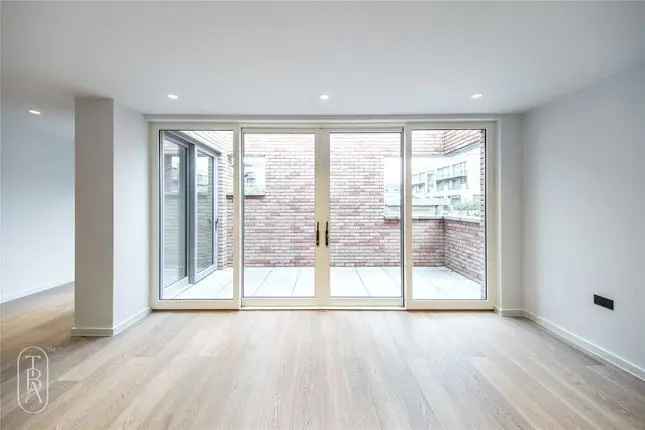 Terraced house for sale in Lamb Lane, London Fields, London E8