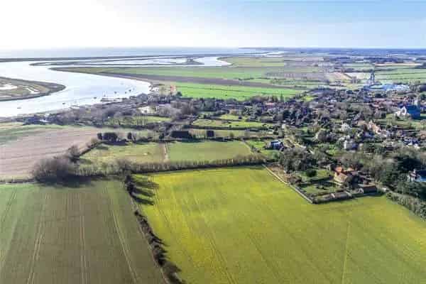 5-Bedroom Country House with Annexe and Stables