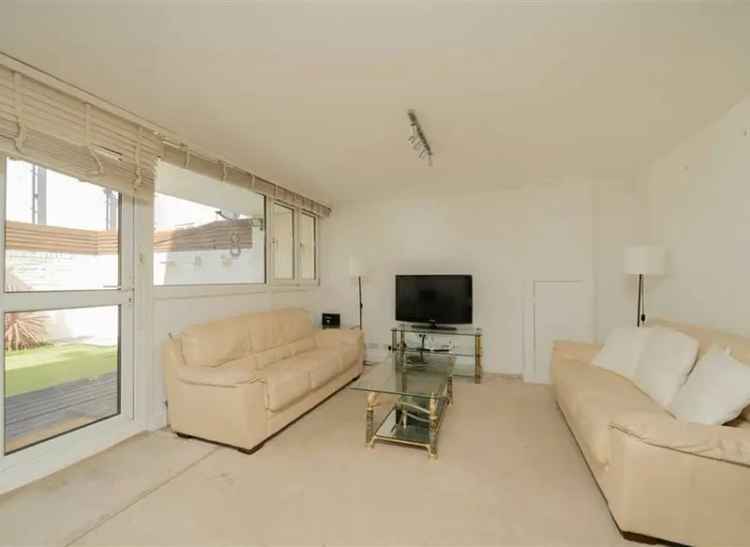 3 Bedroom Furnished Flat Near Earls Court