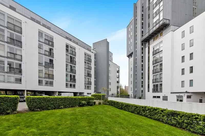 2 Bed Furnished Apartment Manchester City Centre Parking