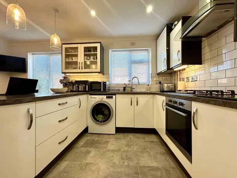 3 Bed Semi-Detached House for Sale in Bradwell Milton Keynes
