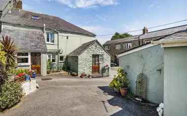 27 27A Church Street Bridport Grade II Listed House Cottage