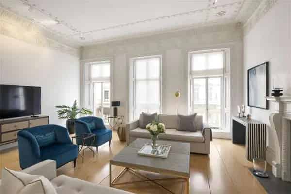 Eaton Place Duplex Apartment Two Bedroom High Ceilings Terrace