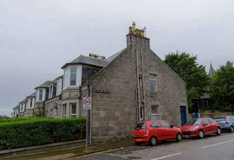 4 Bedroom Duplex to Rent North East Scotland