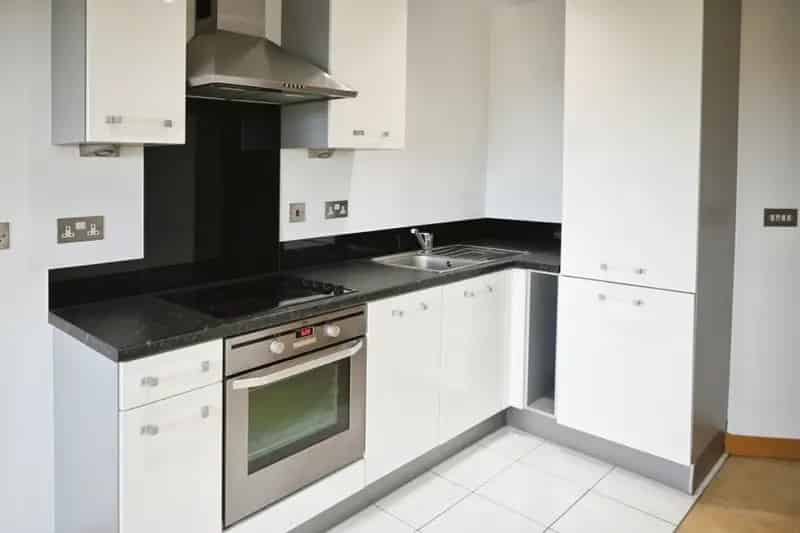 1 Bedroom Flat for Sale Victoria Mills Cash Buyers Only