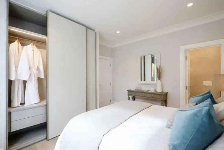 3 Bed Flat for Sale in Notting Hill