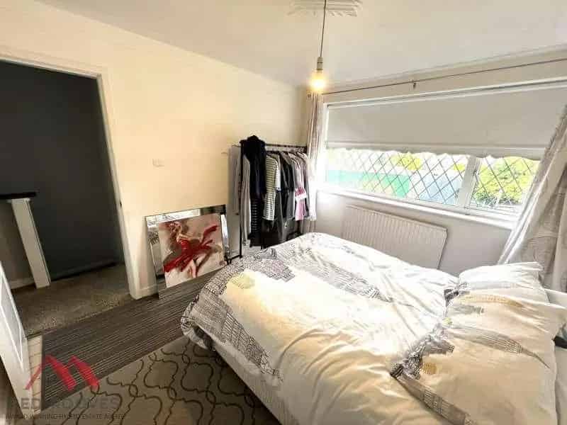 3 Bed House For Sale Near Amenities and M57