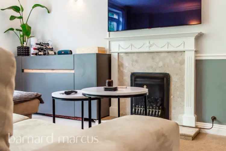 3 Double Bedroom Family House in Gated Development