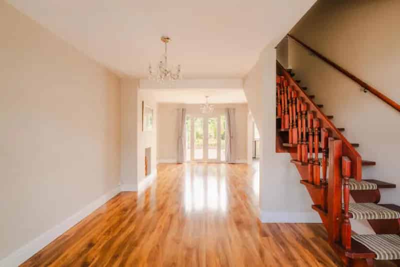 4 Bedroom Semi-Detached Bungalow for Sale in Headley Park Bristol