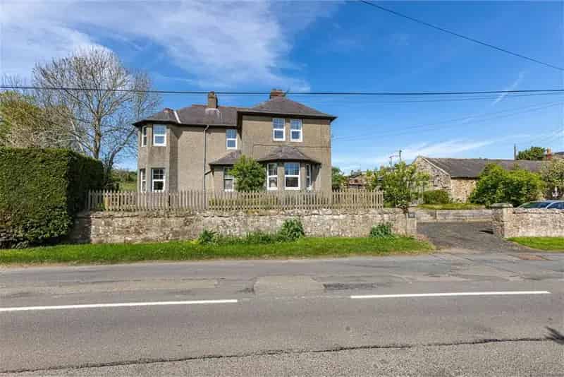 3 Bed Detached House with Workshop - Lennel