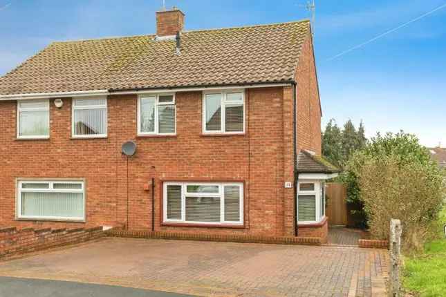 2 Bed Semi-Detached House Highmore Gardens Bristol