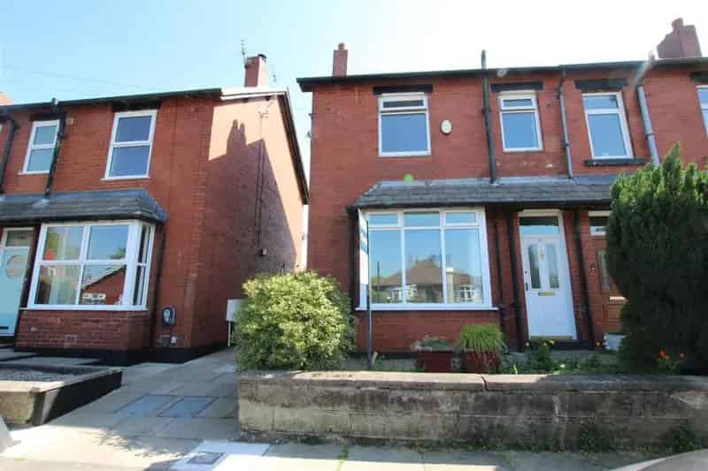 3 bedroom semi-detached house