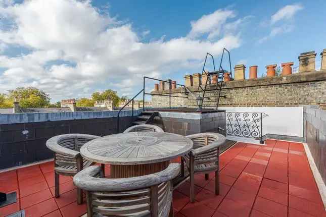 Flat to rent in Onslow Gardens, South Kensington, London SW7