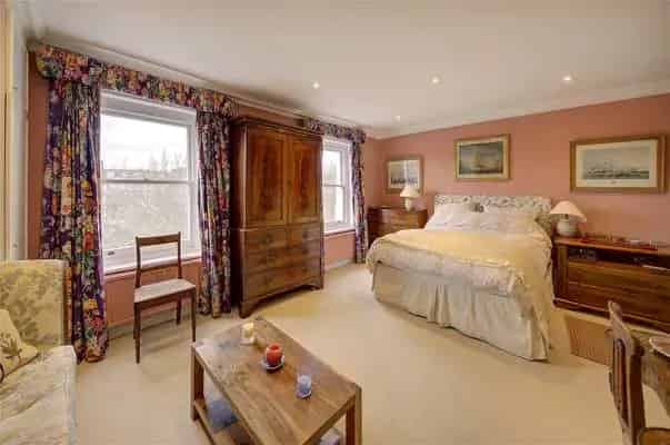Cadogan Place, London, Kensington and Chelsea, SW1X 9RX | Property for sale | Savills