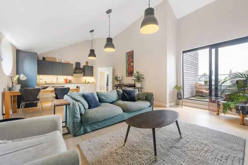 2 Bedroom 2 Bathroom Apartment with Terrace and Parking Brixton