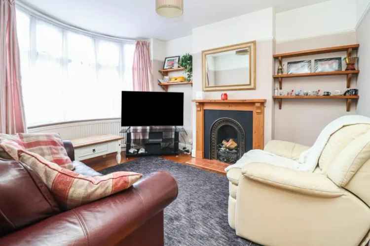 3 Bedroom Semi-Detached House for Sale in Bedford
