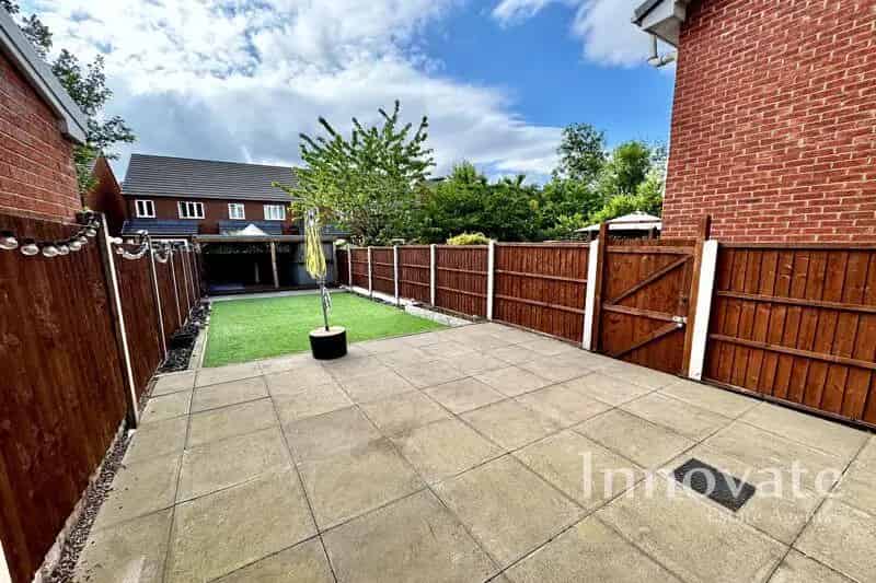 2 Bedroom Semi-Detached House For Sale
