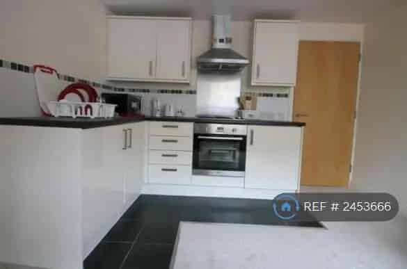 1 Bedroom Flat North Street Professional Apartment
