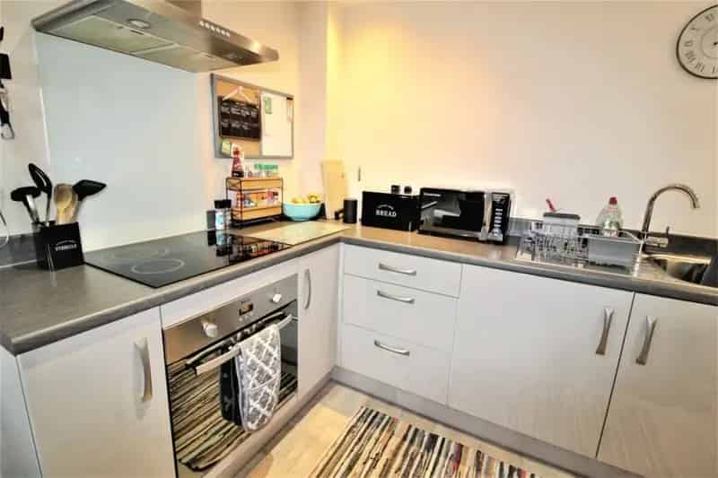 2 bedroom Flat
 To Rent