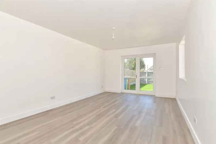 2 Bedroom Semi-Detached Bungalow for Sale - Sea Views