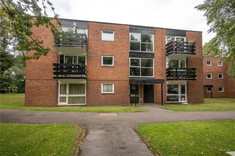 2 Bedroom Apartment for Sale Wake Green Park
