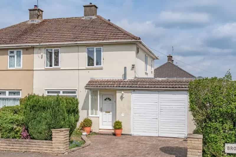 2 Bedroom Semi-Detached House for Sale