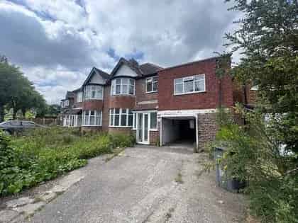 4 Bedroom House 214m² Birmingham