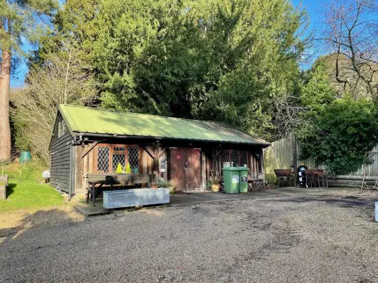 Charming Timber Barn Business Unit Near A25