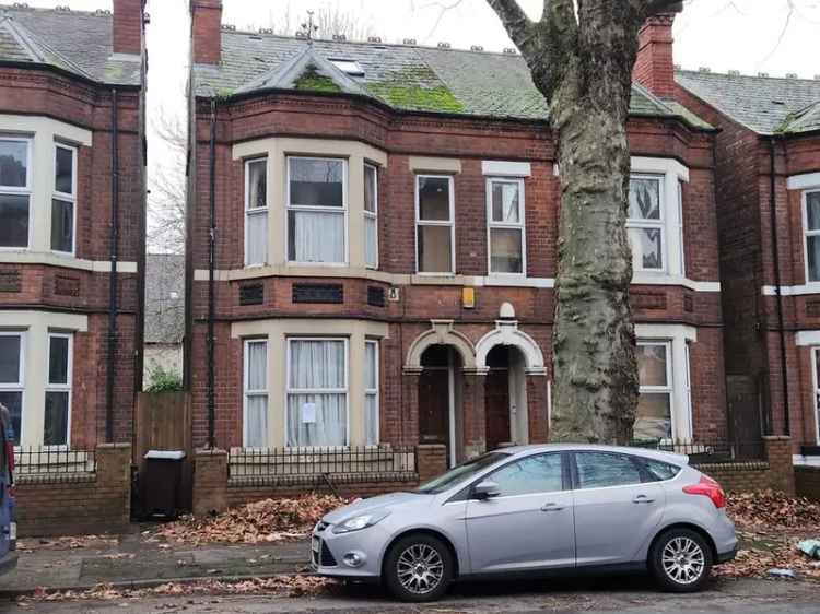 4 Bedroom Semi Detached House for Sale Nottingham NG7
