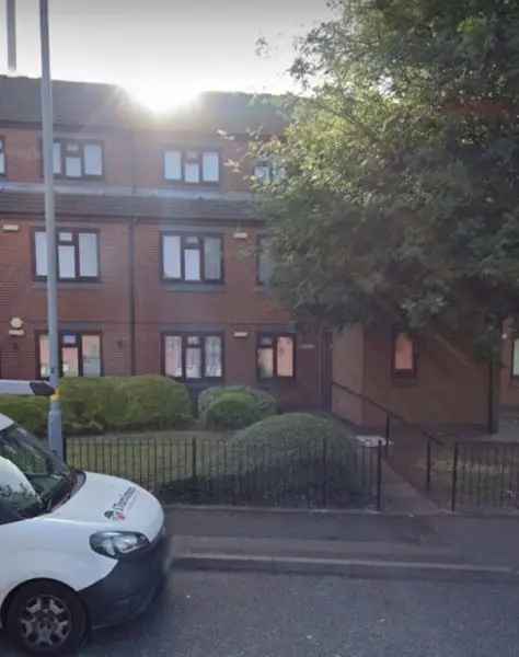 Flat For Rent in Birmingham, England