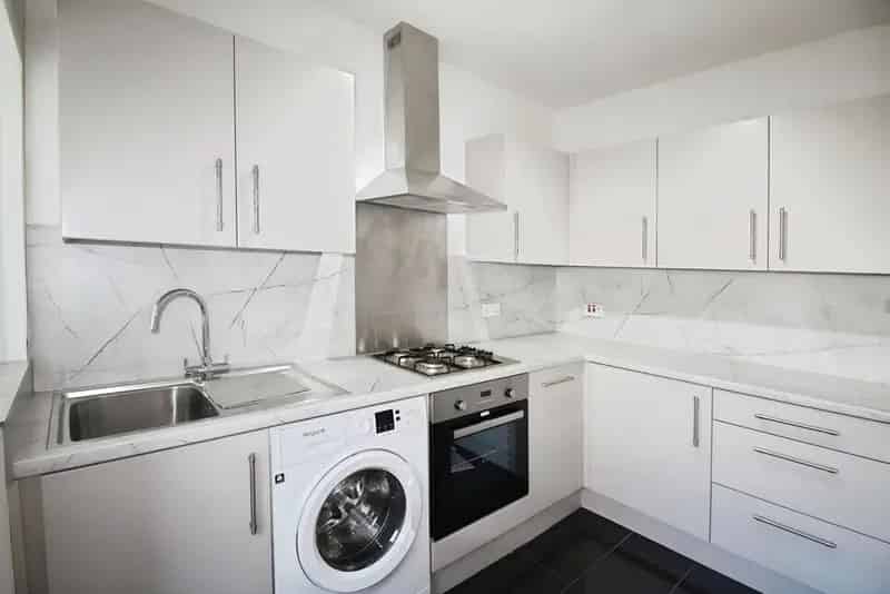 3 Bedroom Mid Terrace House to Rent Abergele
