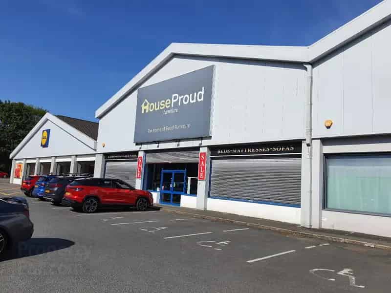 Retail Warehouse Unit in Moira Retail Park