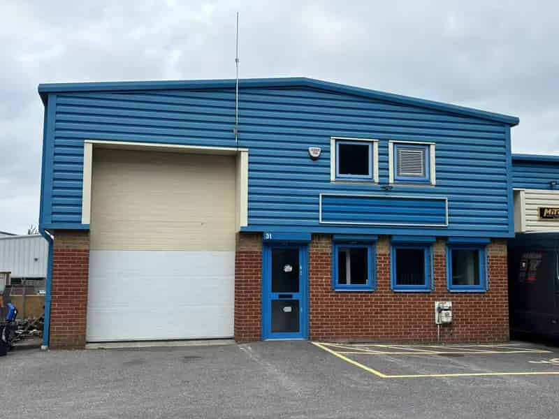 Modern Industrial Warehouse Unit To Let or For Sale