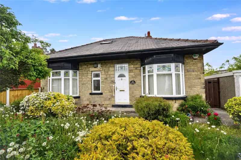 3 Bed Detached Bungalow Farnley