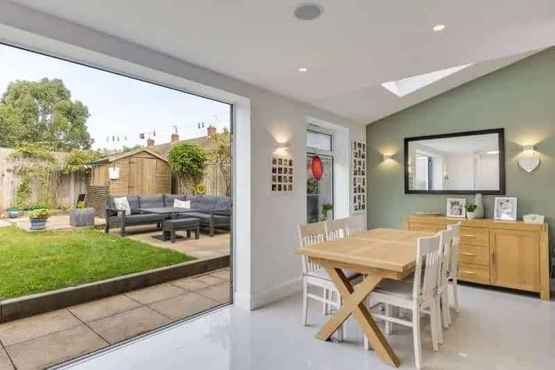 4 Bed Extended Semi-Detached Family Home Codicote Hertfordshire