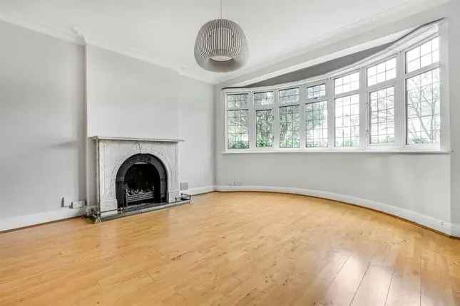 Detached house to rent in Sheen Lane, London SW14