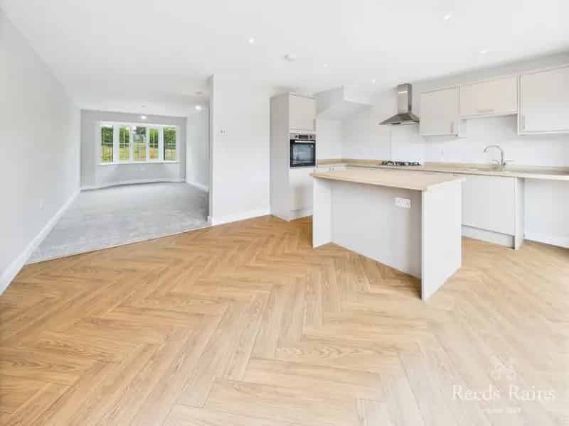 3 bedroom Semi Detached House for sale, Scarborough, North Yorkshire, YO12