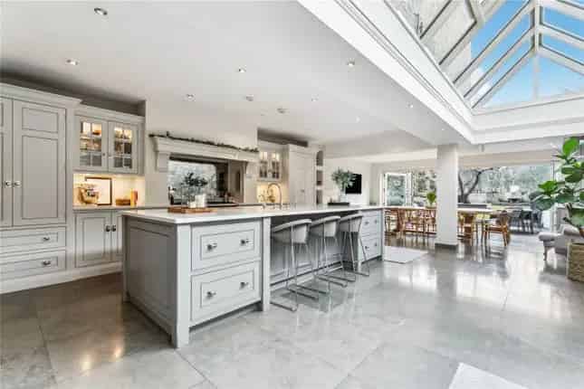 Four Bedroom Family Home Earlsfield Road Wandsworth London