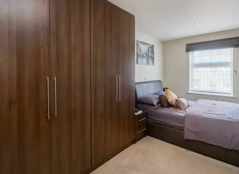2 Bed 2 Bath Apartment Brentford South Ealing Lift Balcony Parking