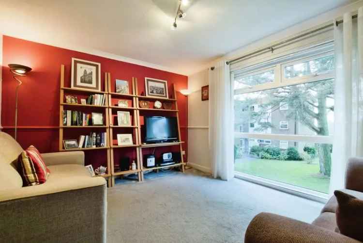 One Bedroom Flat for Sale in Wilmslow with Park Views and Garage