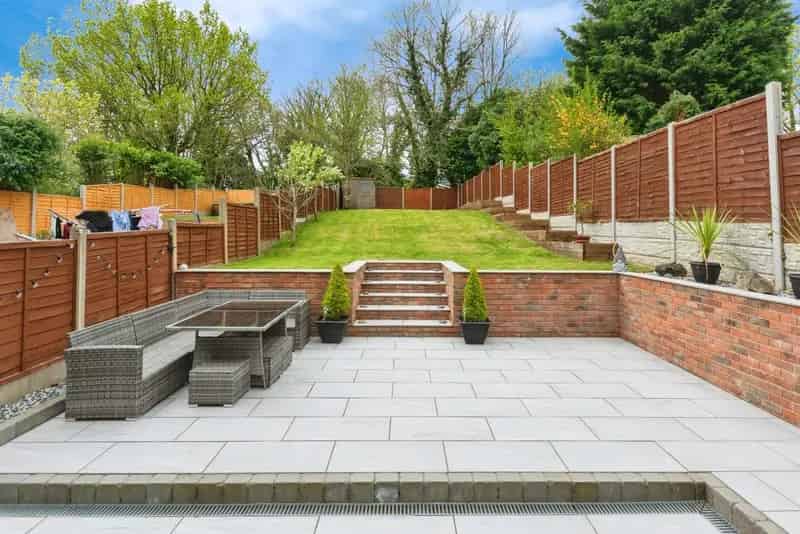 3 Bed Semi-Detached House For Sale - Spacious Family Home