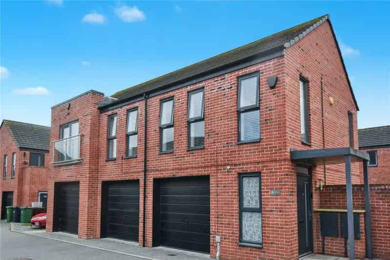 House For Sale , Leeds, England