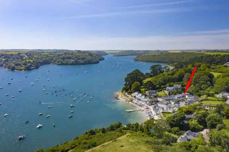 1 Bedroom Apartment for Sale in Helford Passage