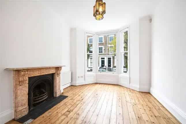 5 Bedroom Victorian Townhouse for Sale Westwick Gardens W14