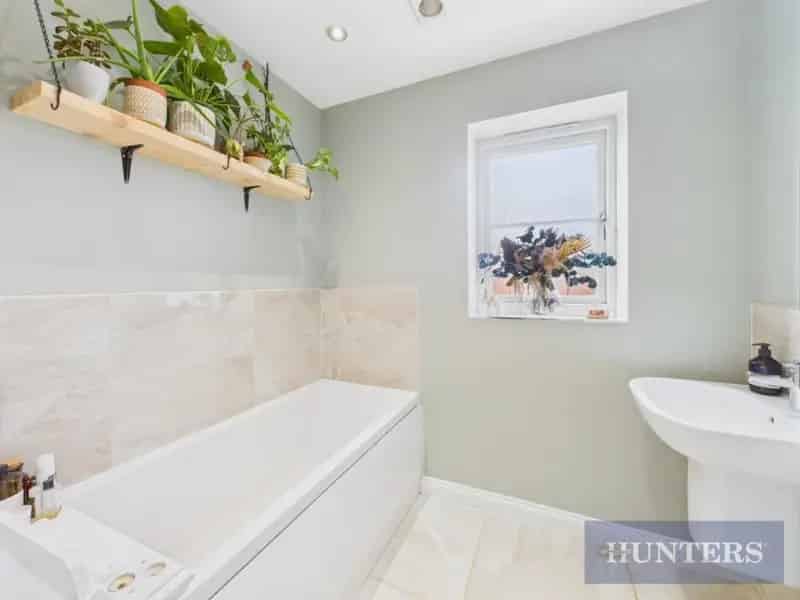 3 Bed Semi-Detached House For Sale