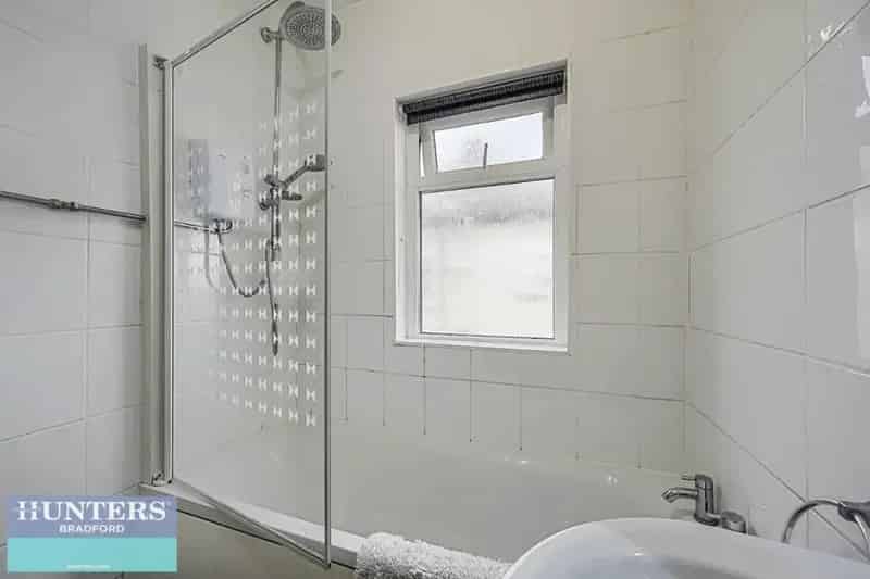 3 Bed Semi-Detached House for Sale