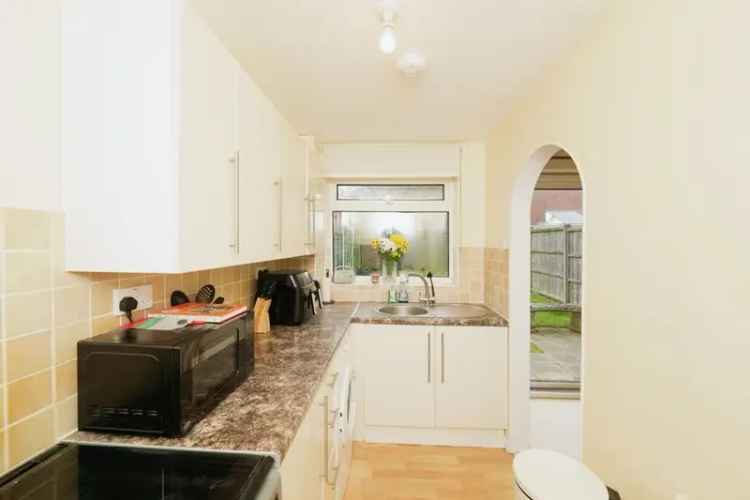 Three Bedroom House Near Shops and Schools